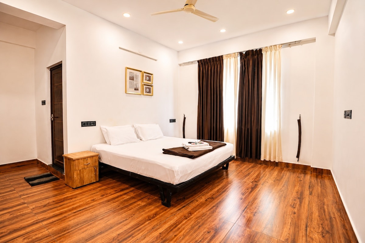 Property image 5 - Luxurious 2BR Retreat in Vagamon